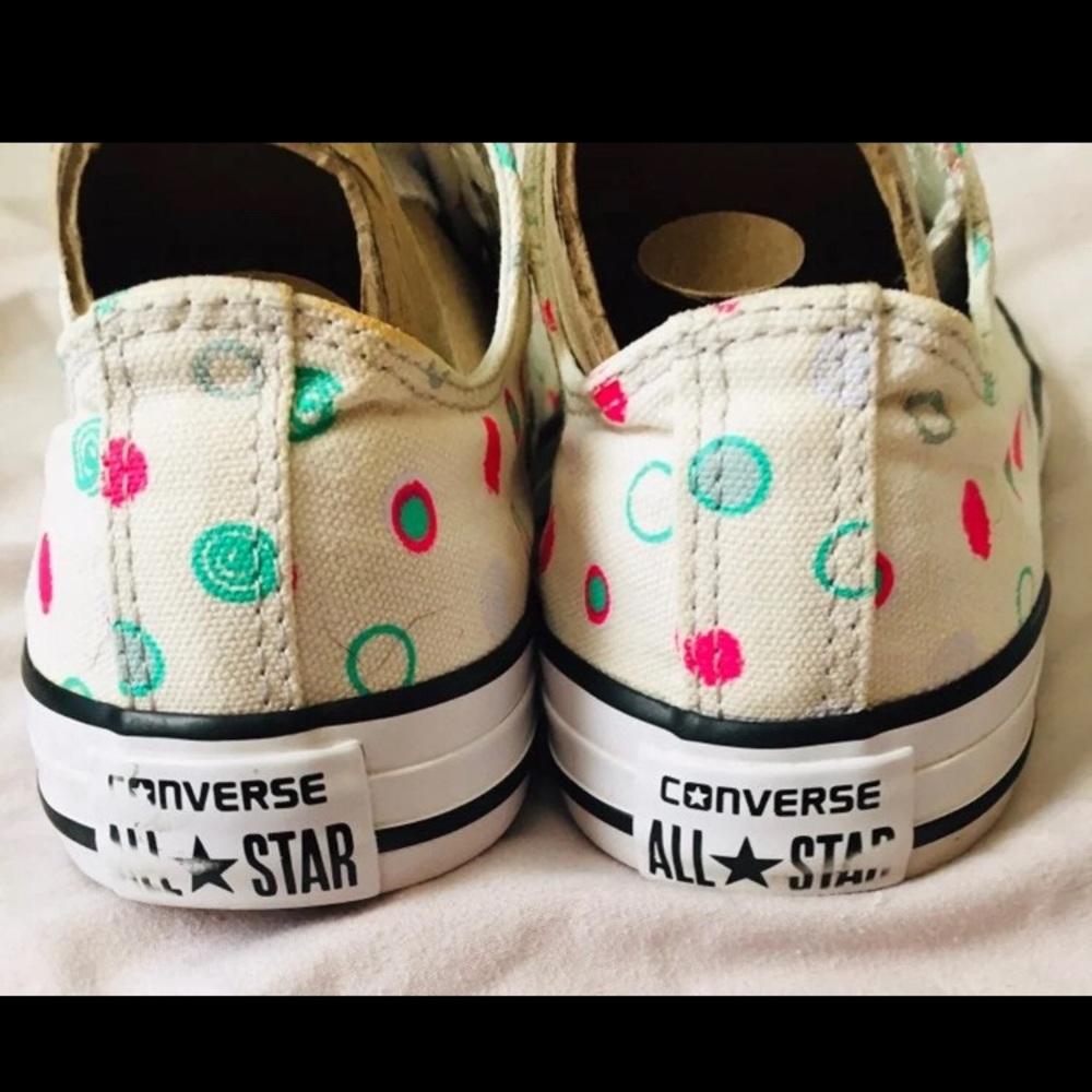 Girls converse size 3 youth - Picture 4 of 5